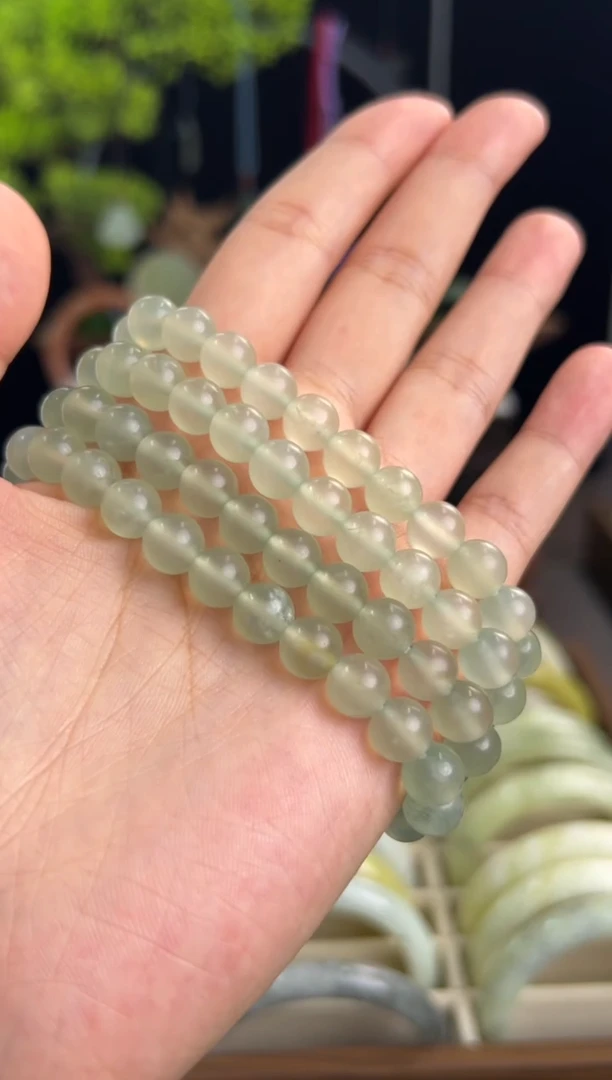 未镶嵌岫玉手串岫玉手串