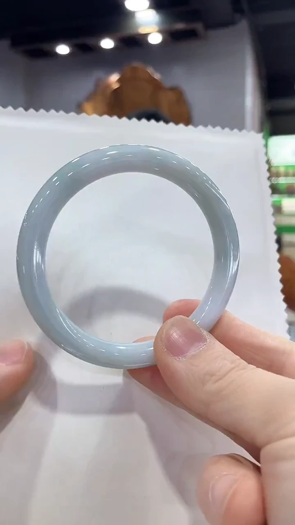 未镶嵌手镯翡翠68