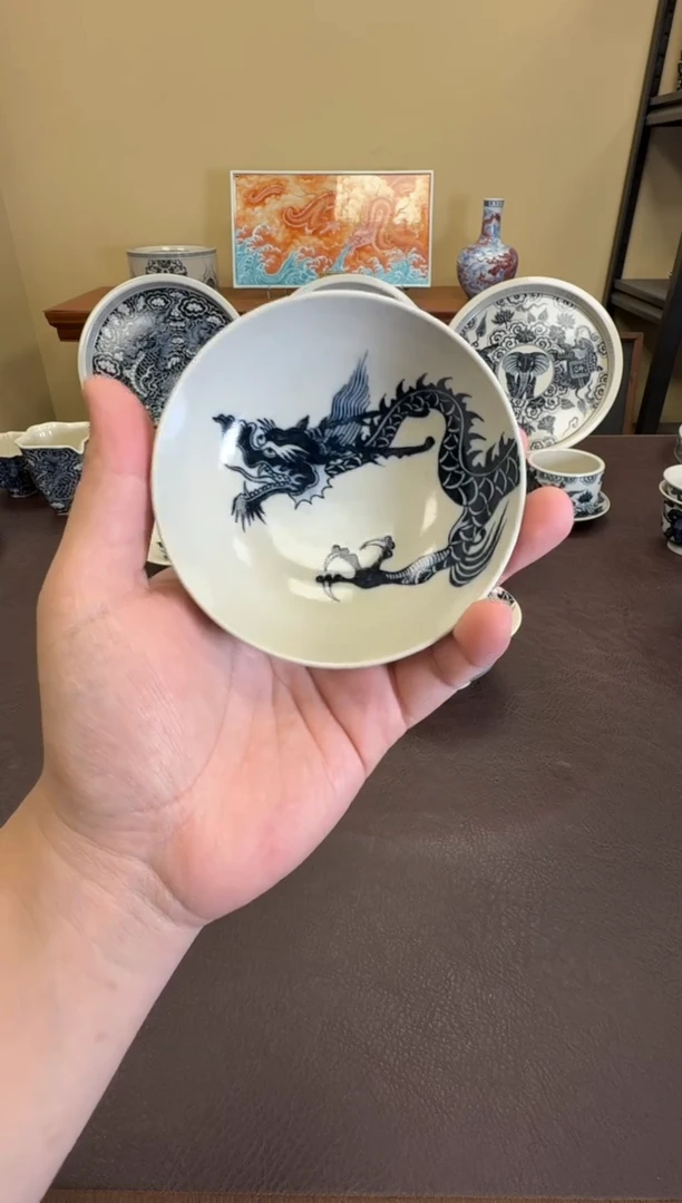 二号釉过肩龙普洱杯