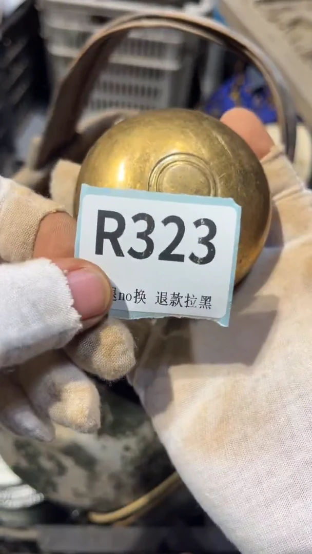 陶瓷搞****?表弟直播火爆热卖