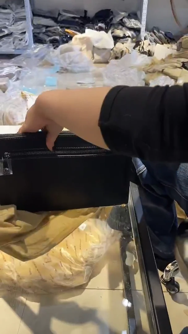 头层牛皮937品牌男包清货中（不要卡单，理性消费）