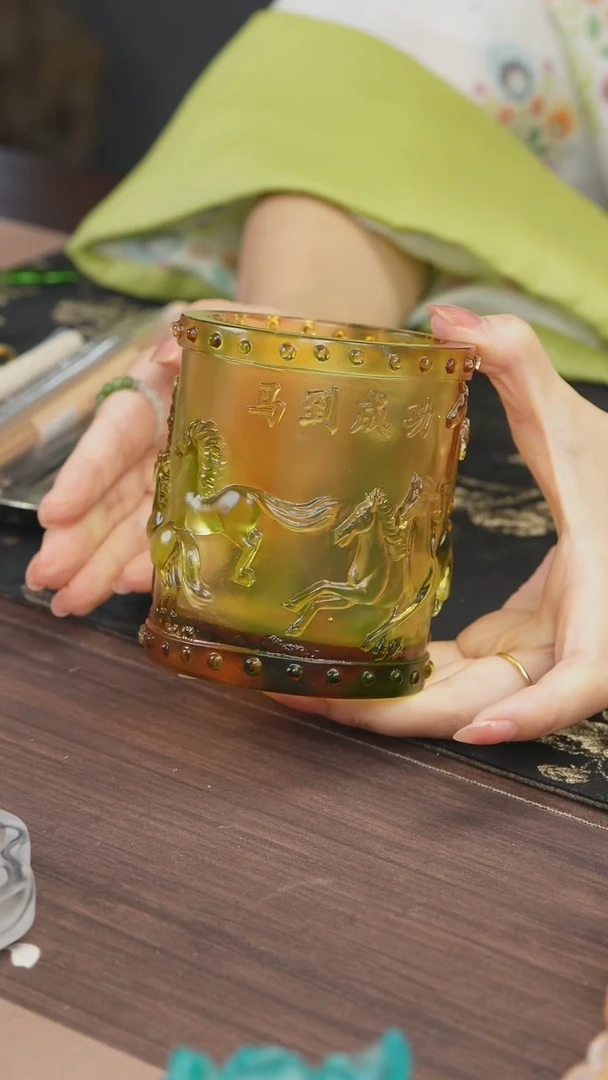 手工艺品琉璃马到成功茶器收纳桶