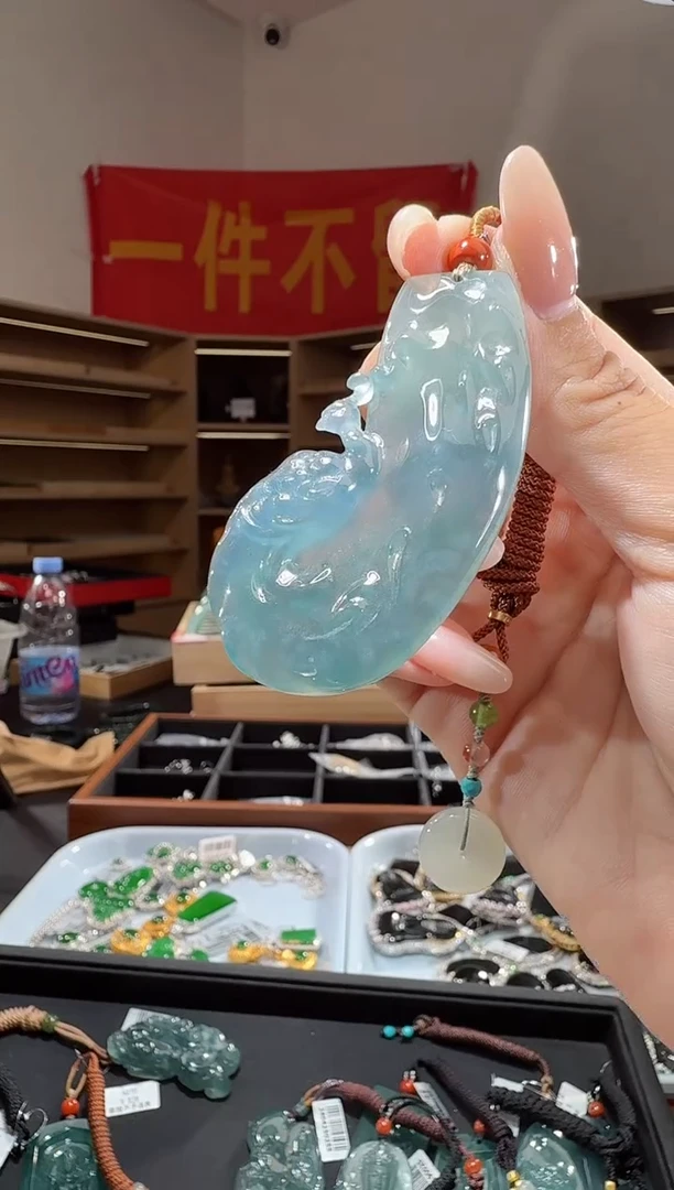 吊坠(不含链)未镶嵌翡翠凤凰