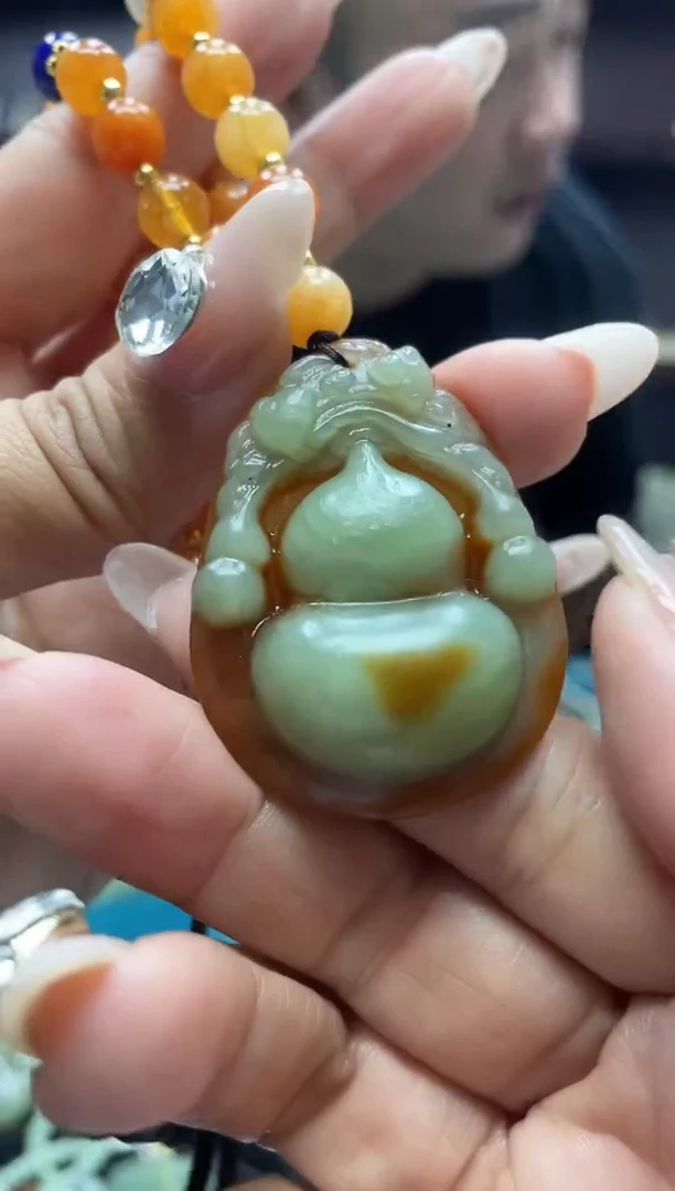 未镶嵌岫玉吊坠·