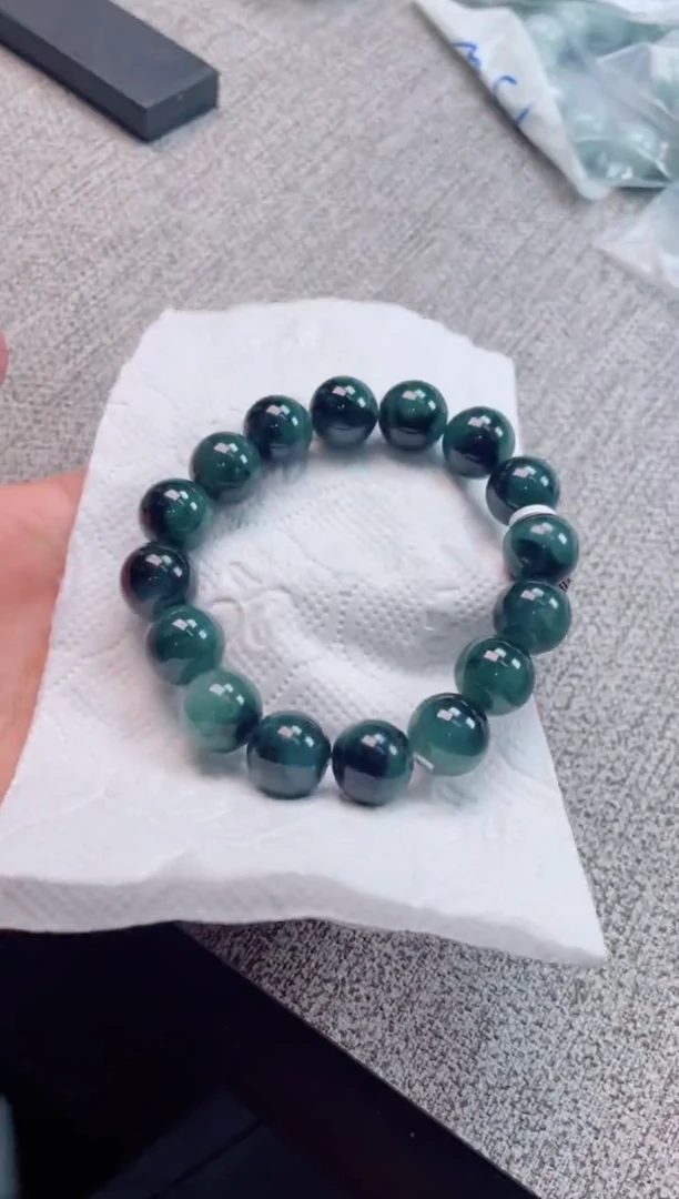 定制翡翠未镶嵌珠串多样性发货