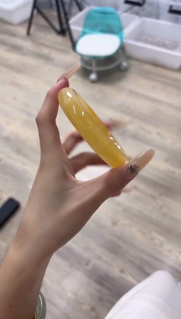 未镶嵌手镯石英质玉60-62HU