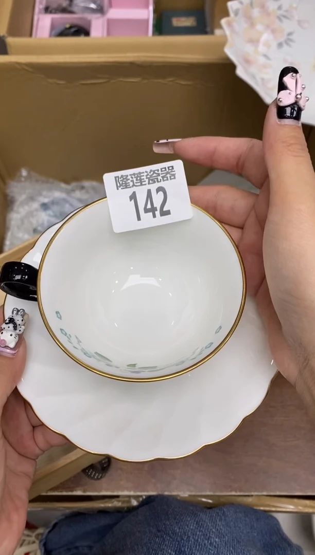 瓷片?***?隆莲瓷器欢迎大家