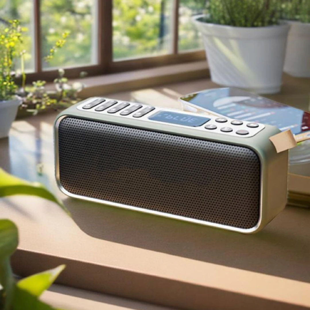 新款重低音300五音乐播放录音蓝牙彩灯删除 福环断点记忆收音