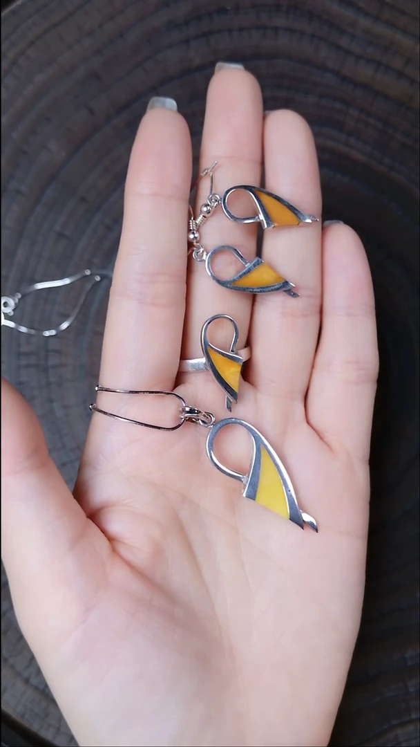 蜜蜡颈饰银S925镶嵌套装