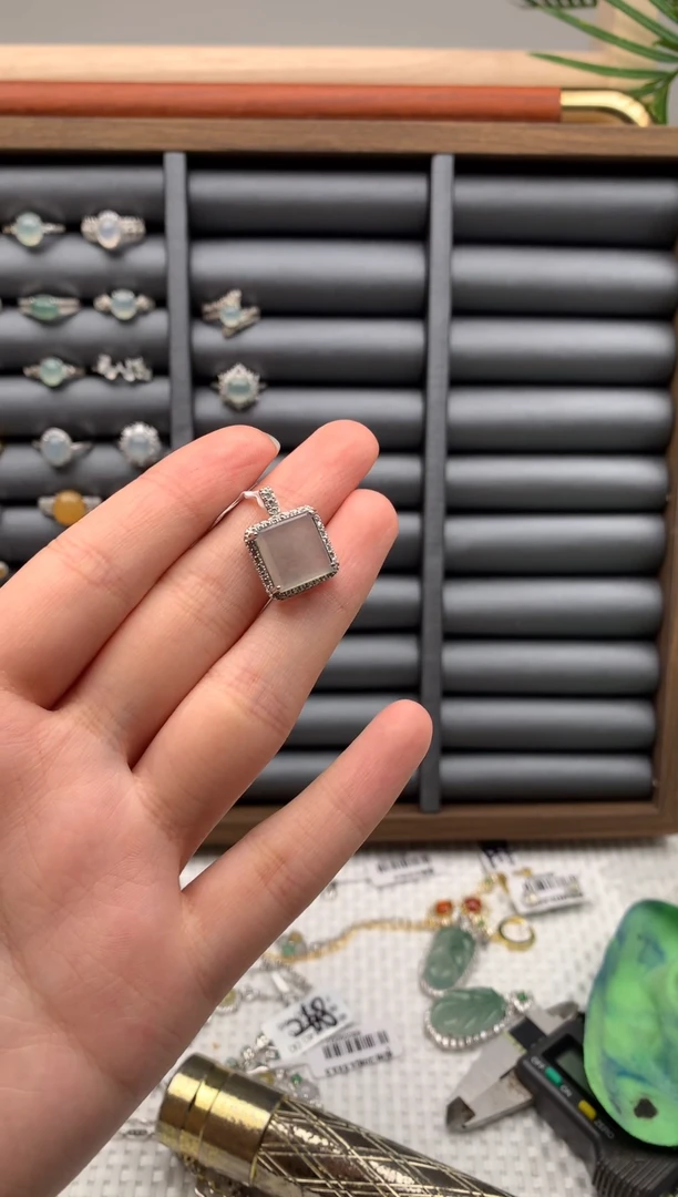 银S925镶嵌戒指翡翠吊坠