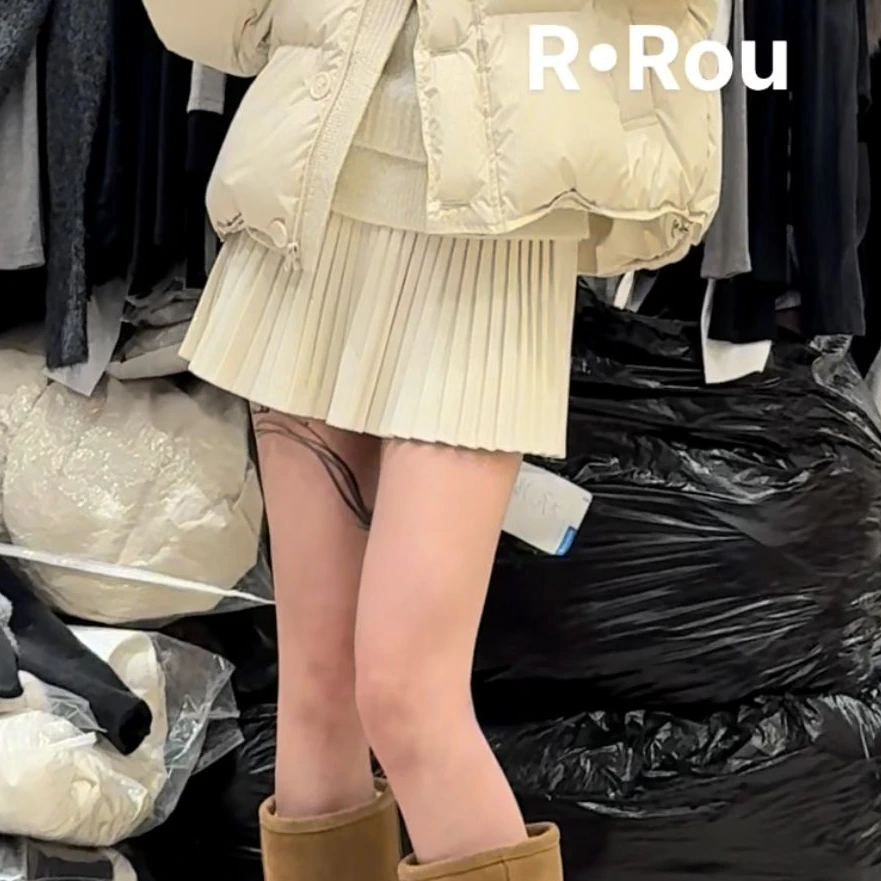 ROU-ROU）JIA百搭时尚细闪百褶裙63R793