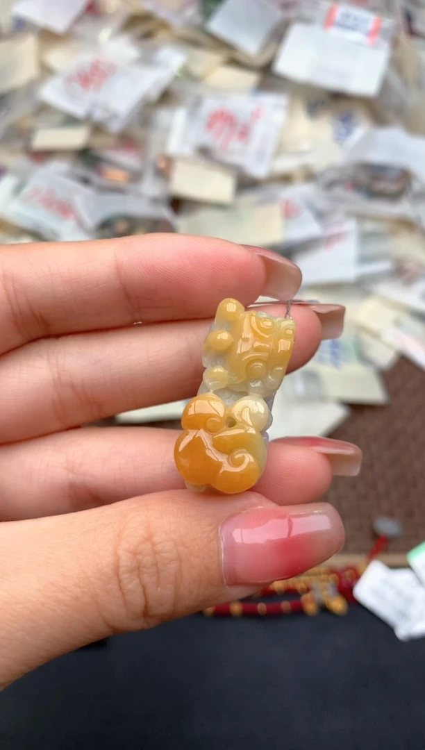 未镶嵌挂件翡翠一