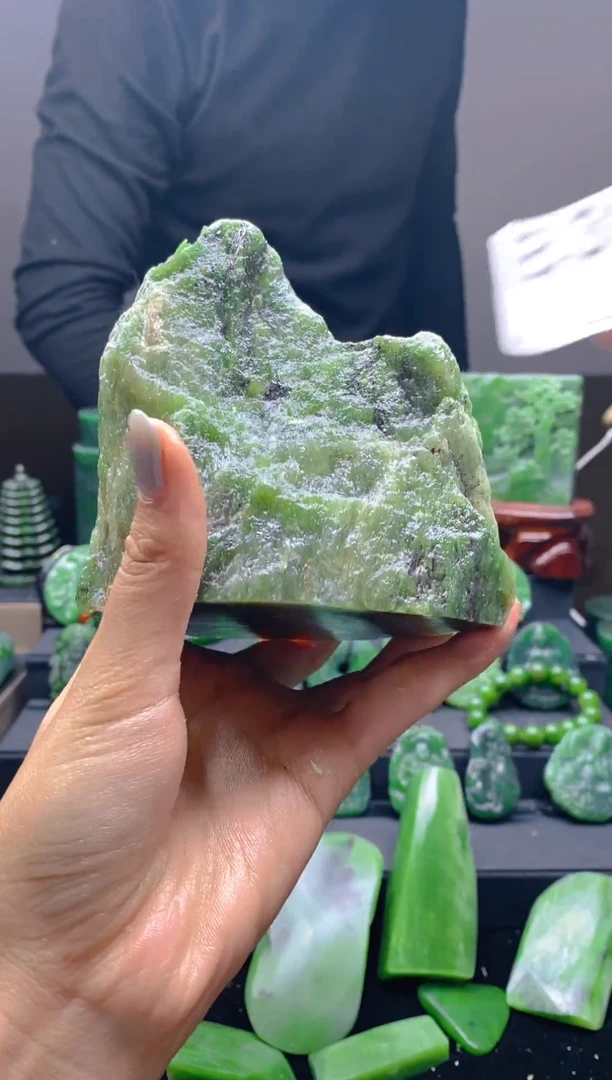 未镶嵌和田玉珠宝半成品1