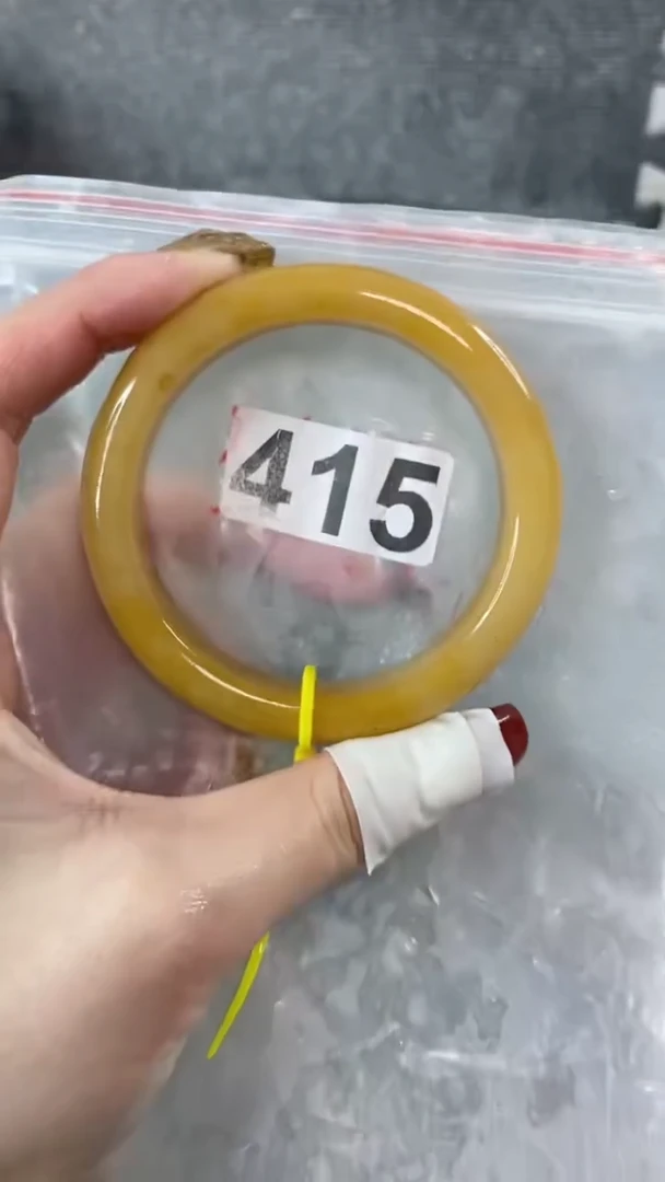 【闪购商品】石英质玉手镯未镶嵌5960+415