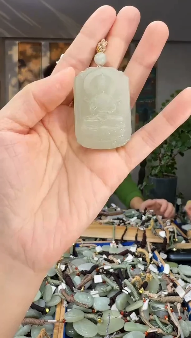 未镶嵌和田玉挂件拍一发一