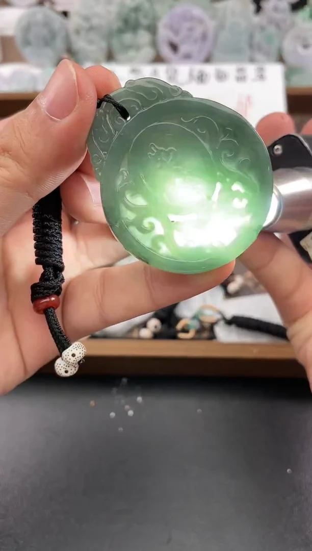 颈饰未镶嵌翡翠25/12/17/.102