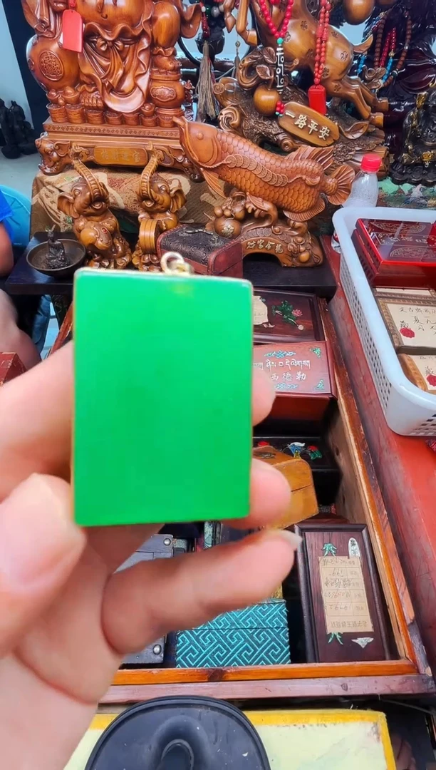 翡翠未镶嵌颈饰安哥精品专属链接d44
