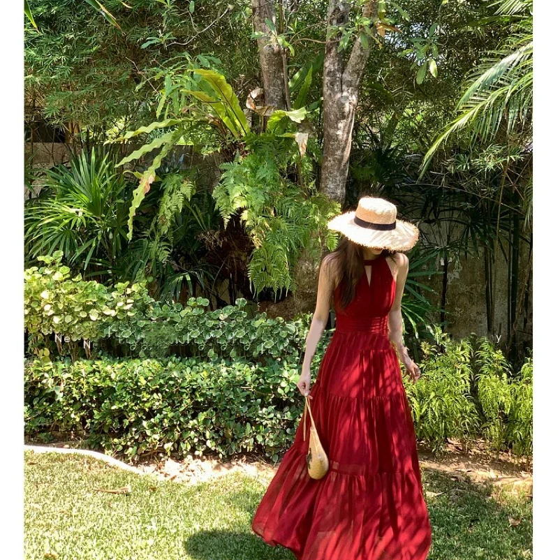 白77-大码女装清冷女神连衣裙超仙红色挂脖度假风裙裙子12459
