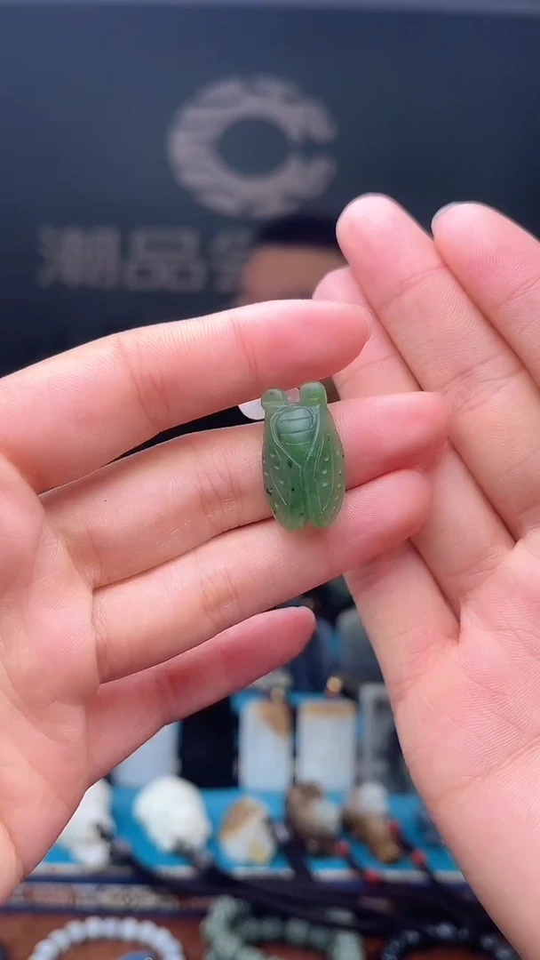 未镶嵌和田玉挂件1