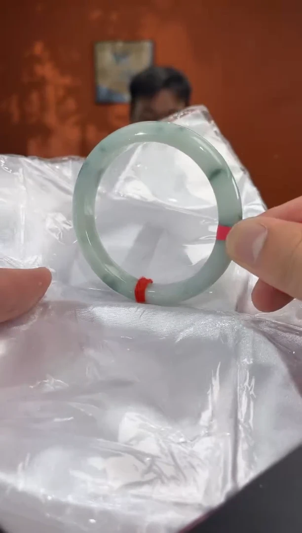 未镶嵌手镯翡翠翡翠手镯