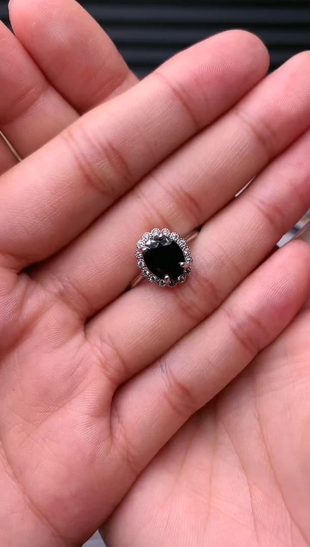 【闪购商品】蓝宝石戒指银S925镶嵌........