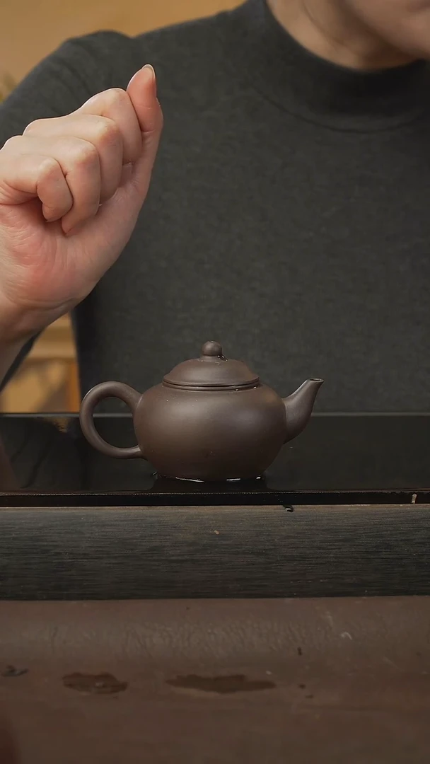 茶壶紫砂21鸽嘴水平，黑料，100cc