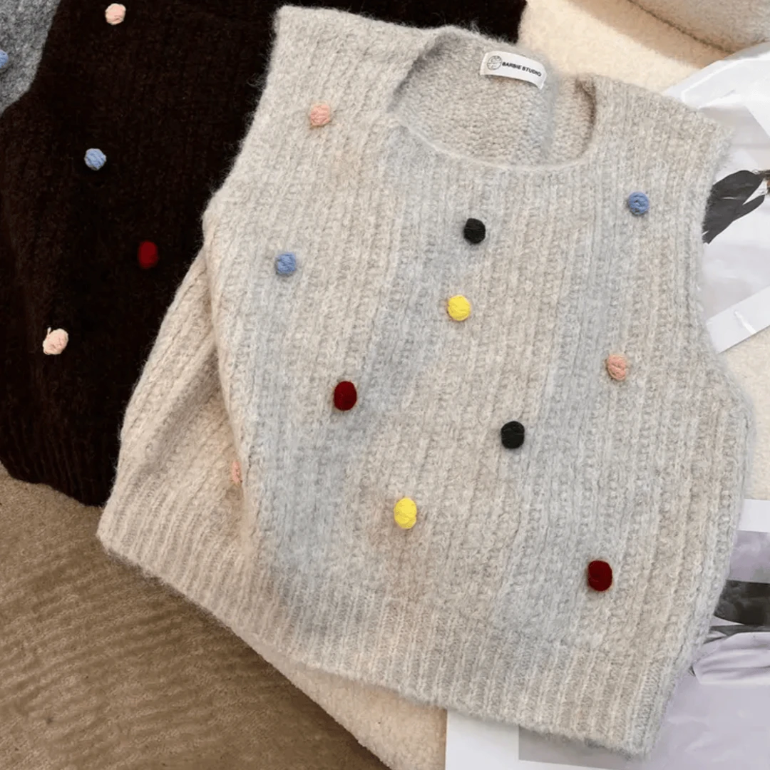 2025早春新款韩系彩色毛球针织马甲女时尚百搭洋气毛衣坎肩上衣潮