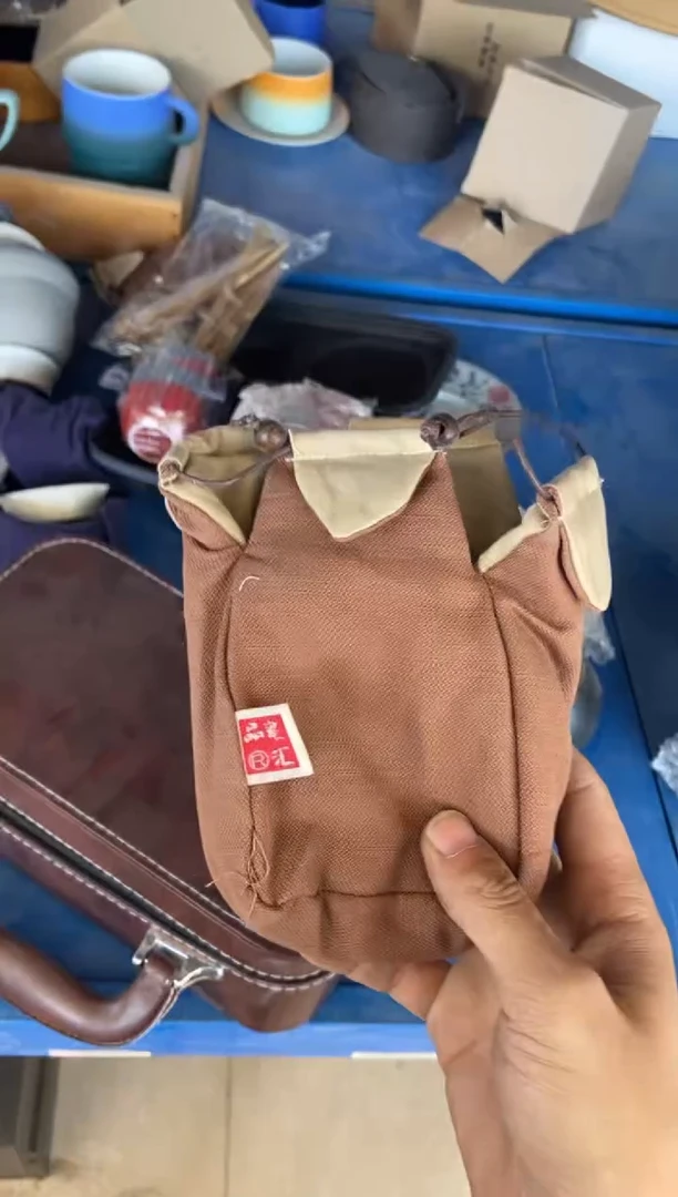 无运费险有瑕疵的摄影的产品有使用过的痕迹有点脏介意勿拍杯