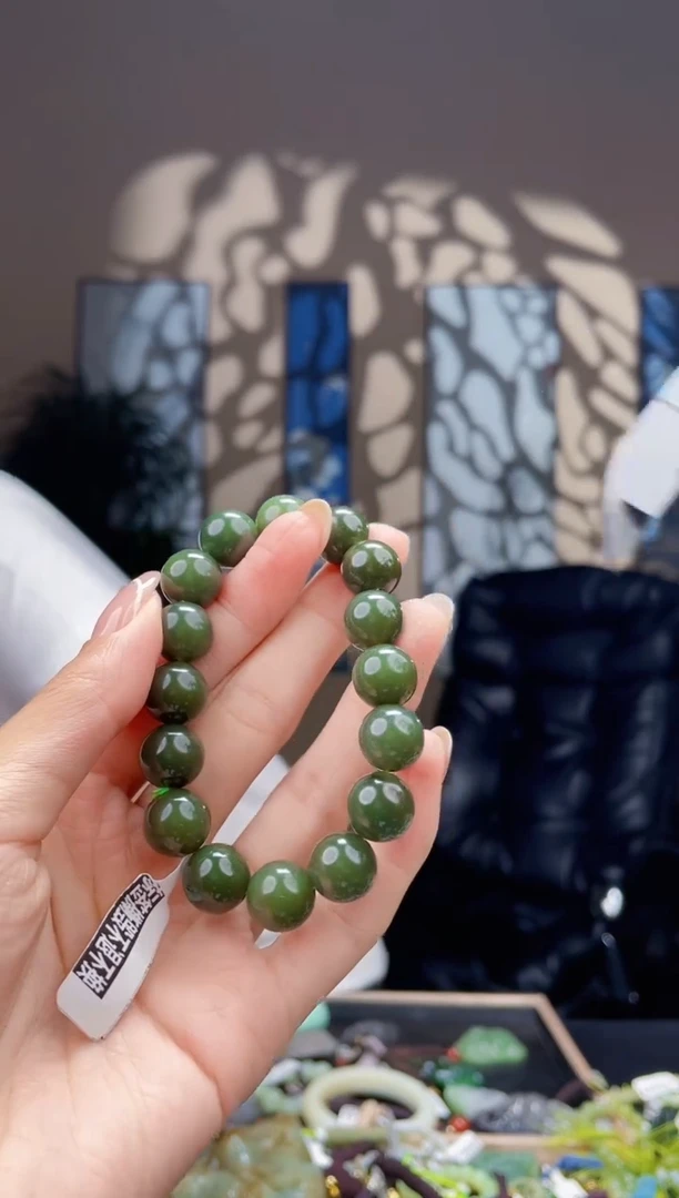 和田玉未镶嵌挂件拍一发一