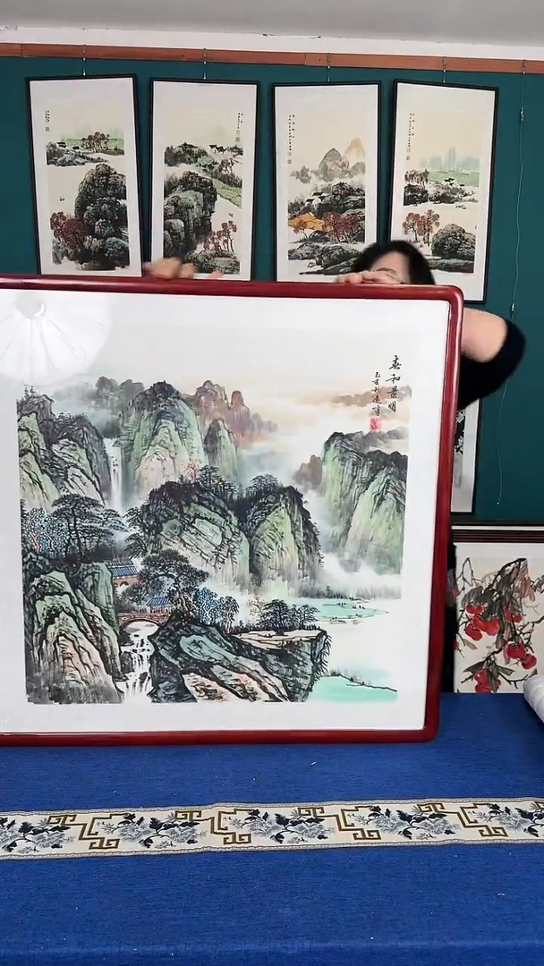 国画83*83山水实木装裱