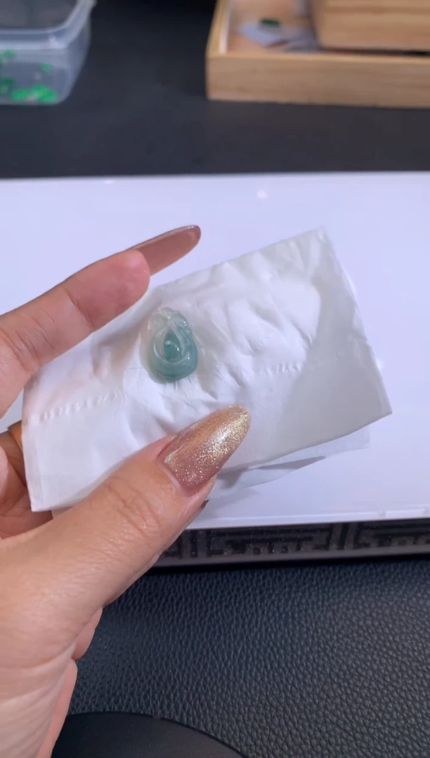 【闪购商品】定制翡翠未镶嵌翡翠