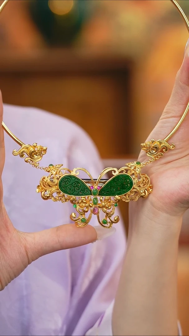 翡翠未镶嵌吊坠(赠链)新款