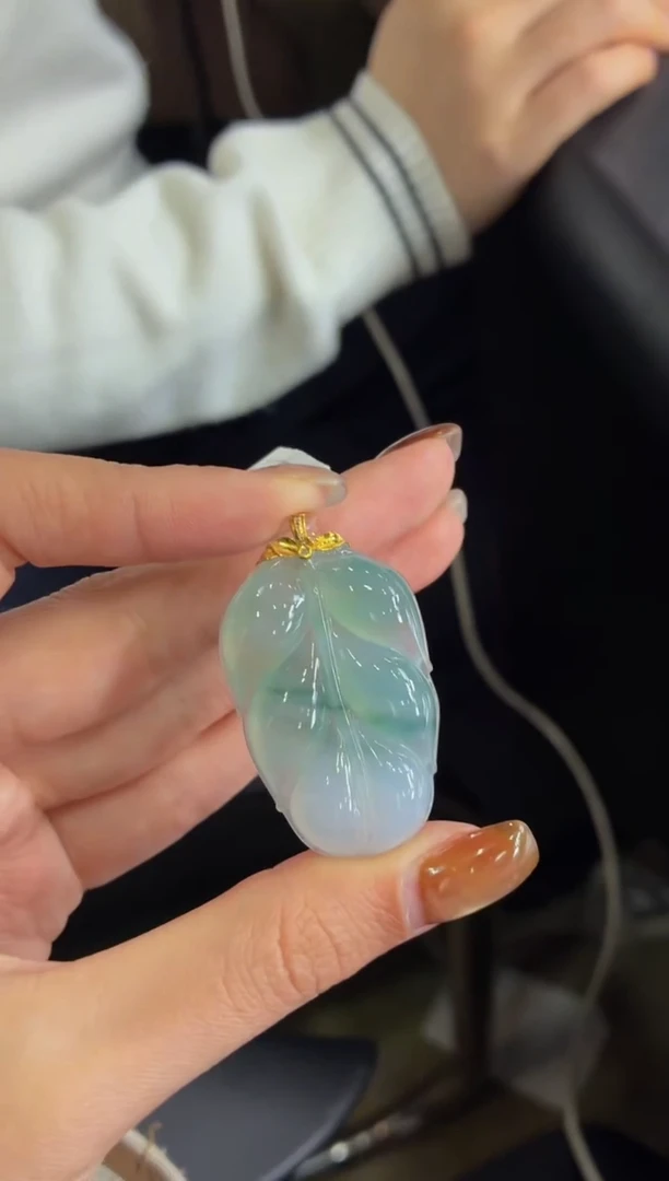 18K金镶嵌定制翡翠DDJ46528