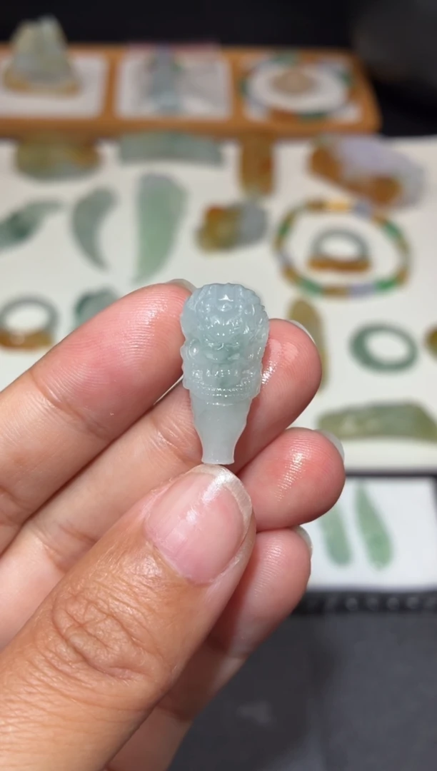 未镶嵌定制翡翠龙三通