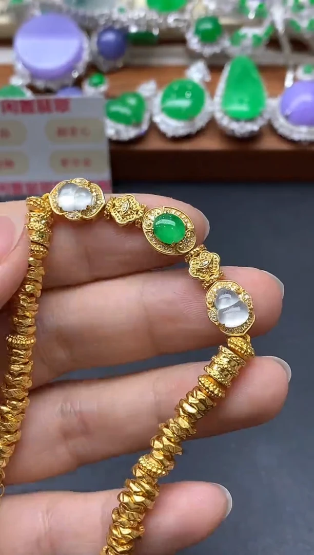18K金镶嵌手链翡翠567-中国好珍宝
