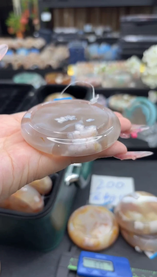 未镶嵌手镯石英质玉64(53圈赠送镯心)