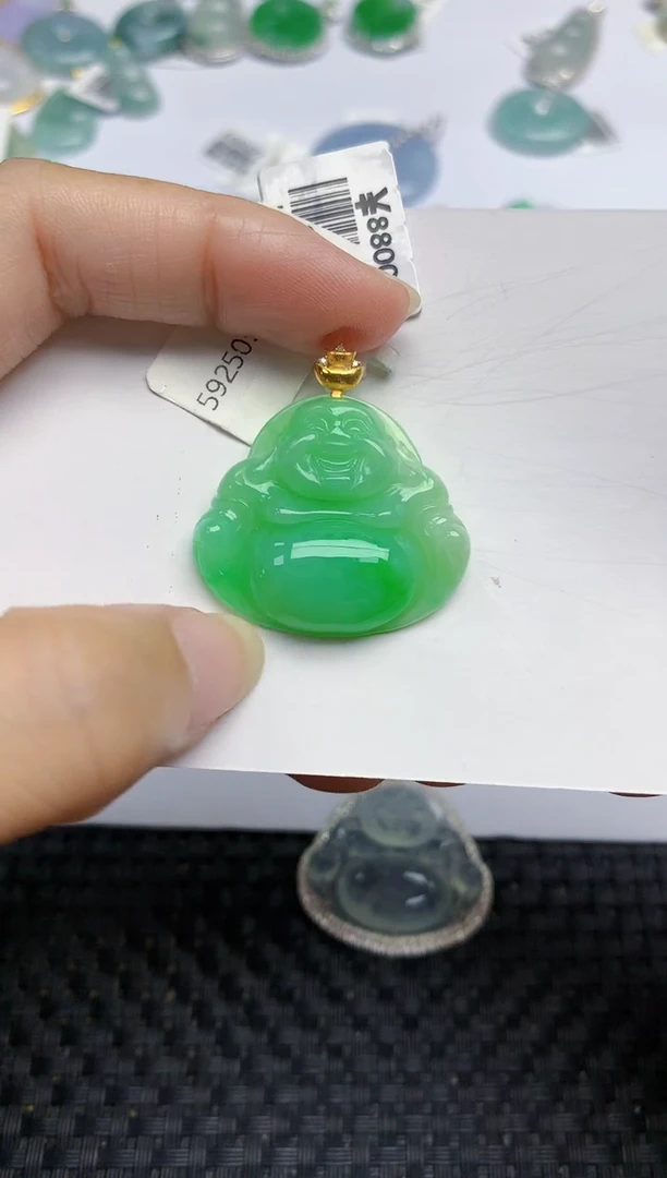 翡翠18K金镶嵌颈饰天然A货翡翠