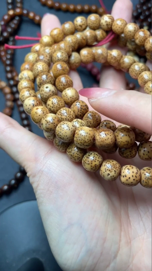 【闪购商品】星月菩提吊坠精工级陈籽桶珠9*8长串