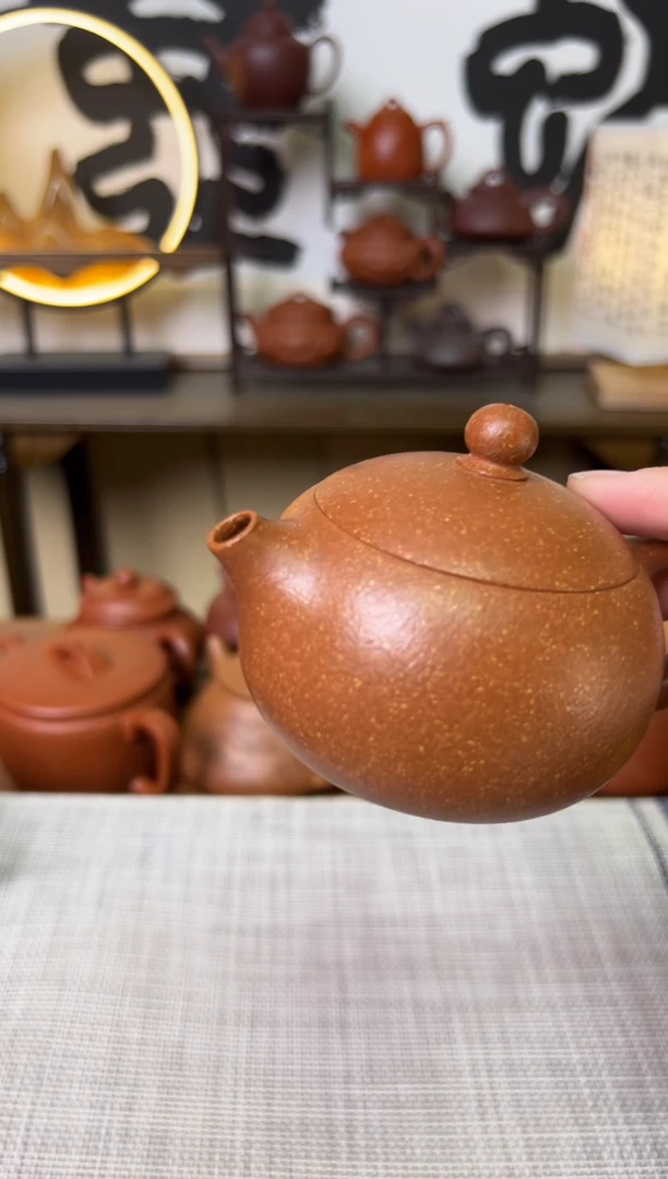 【闪购商品】段泥茶壶黄降坡西施壶140CC