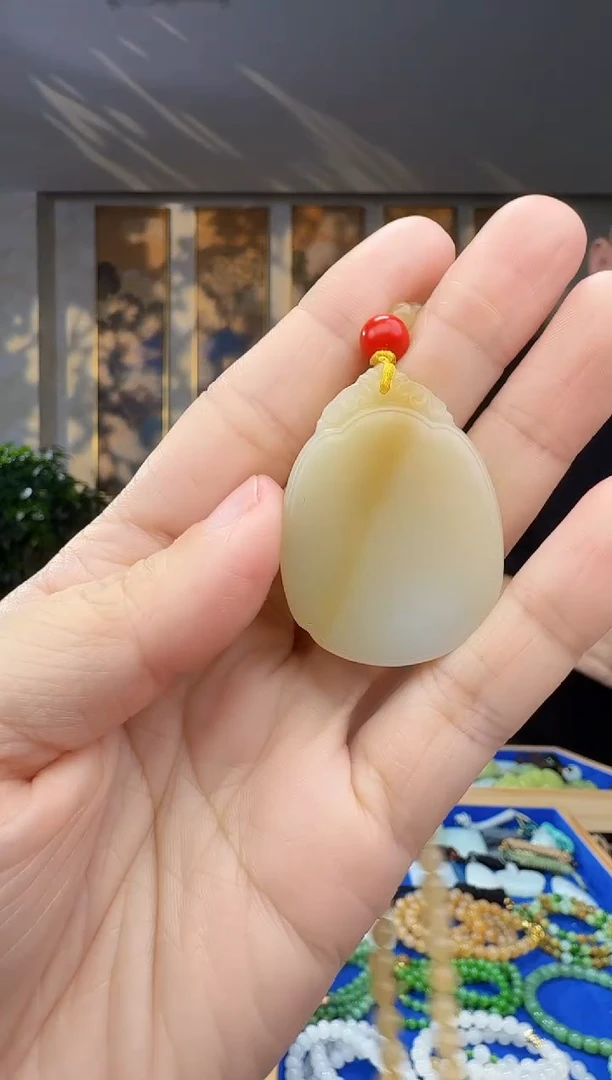 未镶嵌和田玉挂件拍一发一