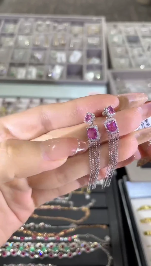 耳饰蓝宝石18K金镶嵌帕帕拉恰耳饰