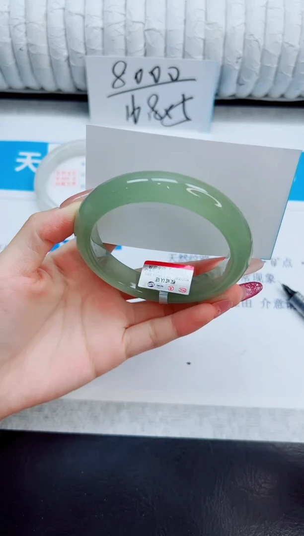 未镶嵌手镯石英质玉35/54
