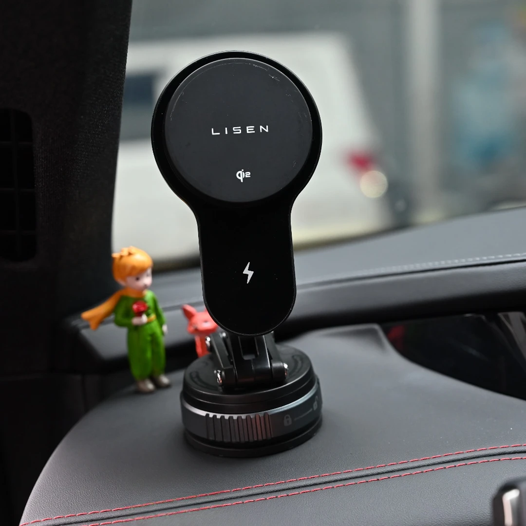 准新品  李森车载手机支架汽车导航磁吸车载无线充QI2 15W带散热