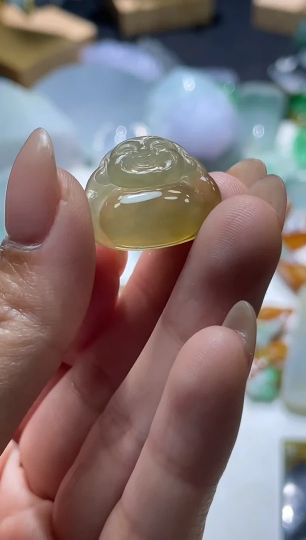 未镶嵌定制翡翠佛公