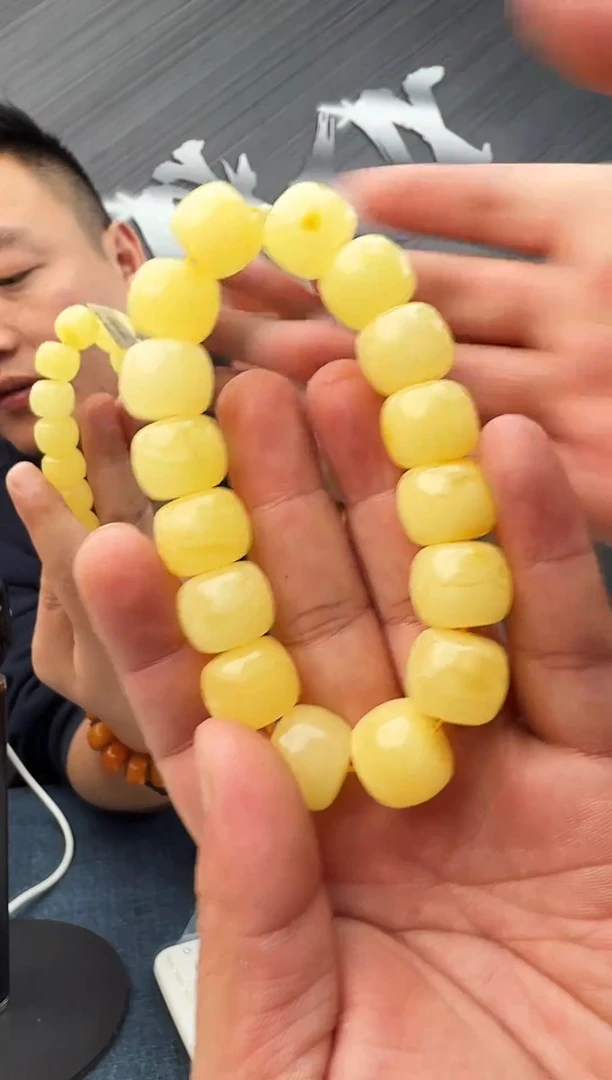 蜜蜡未镶嵌珠宝奇石假一罚十41，多样性发其一