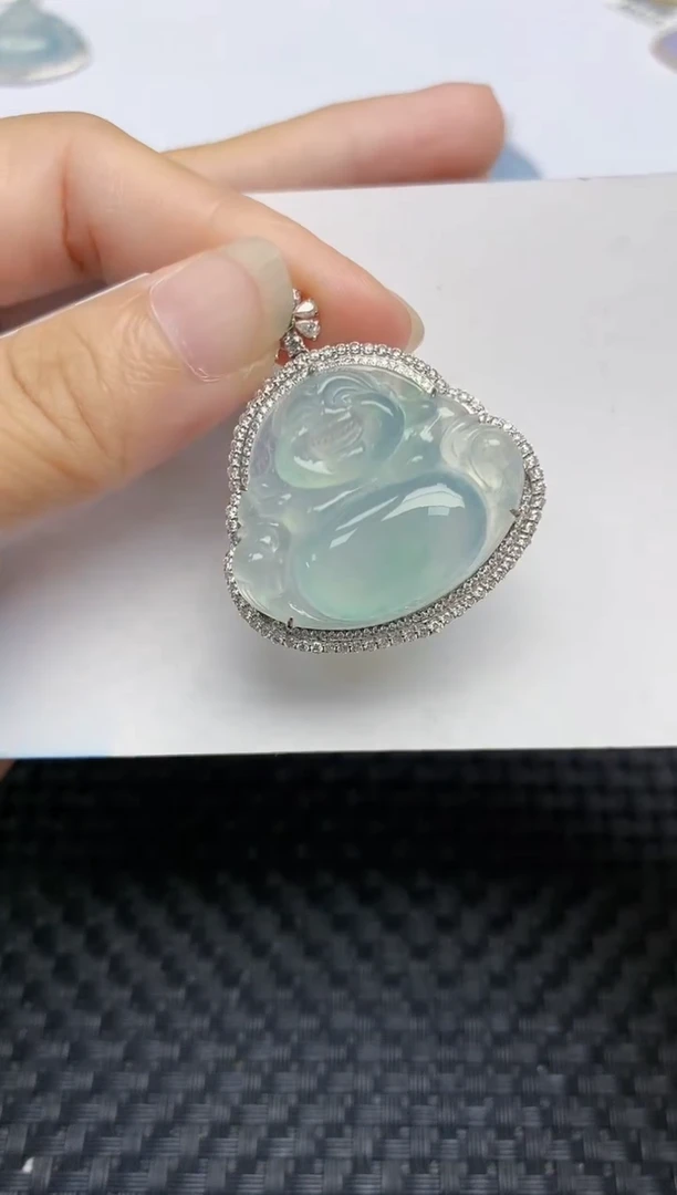 翡翠18K金镶嵌颈饰天然A货翡翠