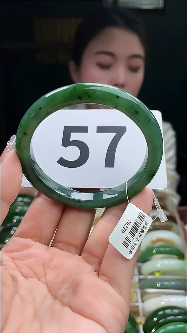 定制和田玉和田玉手镯