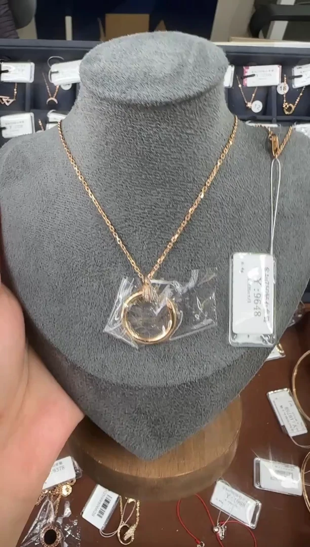 颈饰18K金镶嵌钻石8007