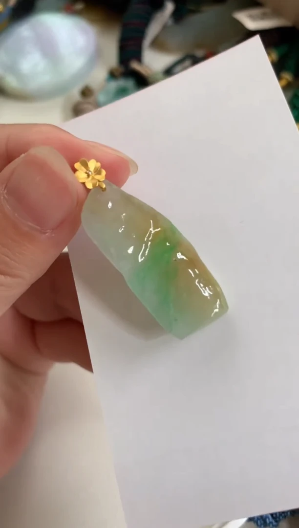 【闪购商品】翡翠颈饰18K金镶嵌吊坠