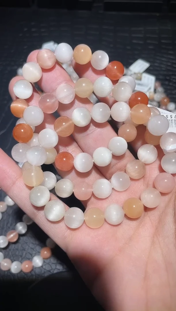 【闪购商品】水晶手链未镶嵌彩银发单圈（多样性发其一）